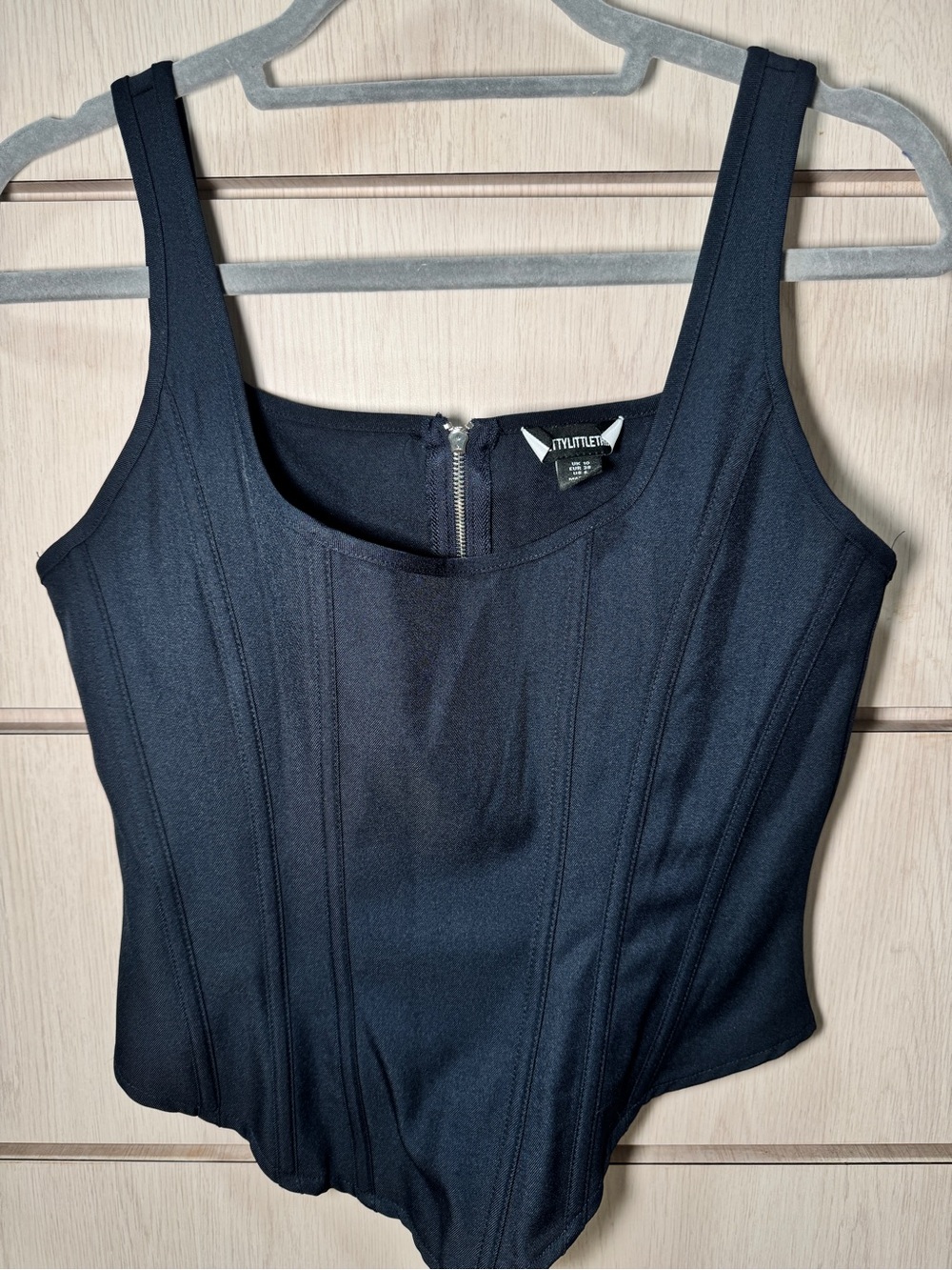 PrettyLittleThing Navy  Square-Neck Corset Size 6